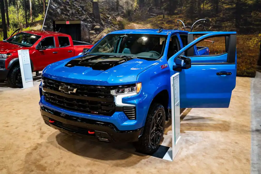 the 2025 silverado 2500 a heavy duty truck 1